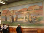 Dans la salle Henri Martin, peinture montrant des personnages sur les bords de la Garonne :)